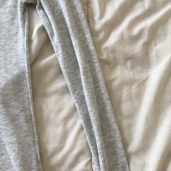 H&M long sleeve turtle neck - Picture 4 of 5